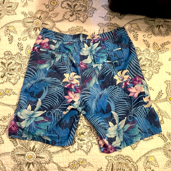 Tommy Bahama Hybrid Shorts Size 30 Ocean Deep Blue Cayman Laredo Blooms 9" Insea - Picture 5 of 9